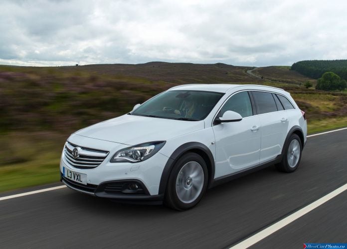 2014 Vauxhall Insignia Country Tourer - фотография 32 из 84 2014 Vauxhall Insignia Country Tourer - фотография 32 из 84