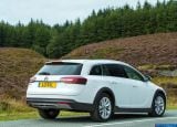 vauxhall_2014-insignia_country_tourer_1600x1200_044.jpg