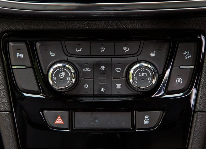 2017 Vauxhall Mokka X - фотография 27 из 43