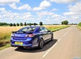 vauxhall_2018_vxr8_gts_r_010.jpg