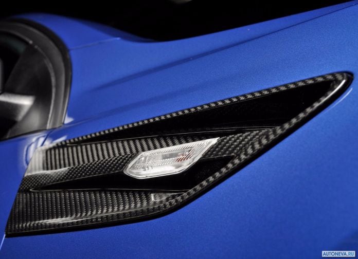 2018 Vauxhall VXR8 GTS R - фотография 15 из 21 2018 Vauxhall VXR8 GTS R - фотография 15 из 21