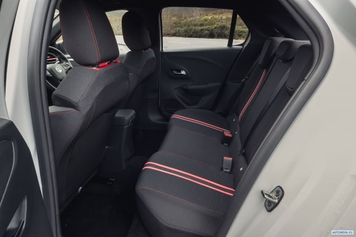 2019 Vauxhall Corsa SRI - фотография 27 из 40