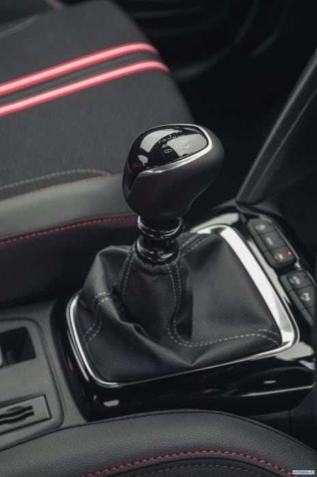2019 Vauxhall Corsa SRI - фотография 29 из 40 2019 Vauxhall Corsa SRI - фотография 29 из 40