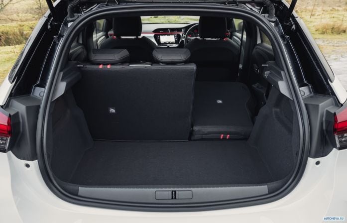 2019 Vauxhall Corsa SRI - фотография 31 из 40 2019 Vauxhall Corsa SRI - фотография 31 из 40
