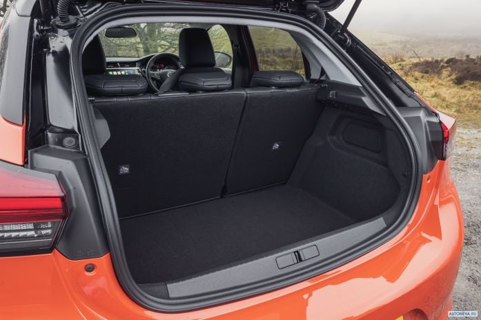 2020 Vauxhall Corsa Ultimate - фотография 33 из 40 2020 Vauxhall Corsa Ultimate - фотография 33 из 40