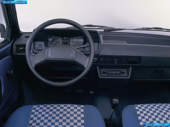 1982 Volkswagen Polo - фотография 3 из 3