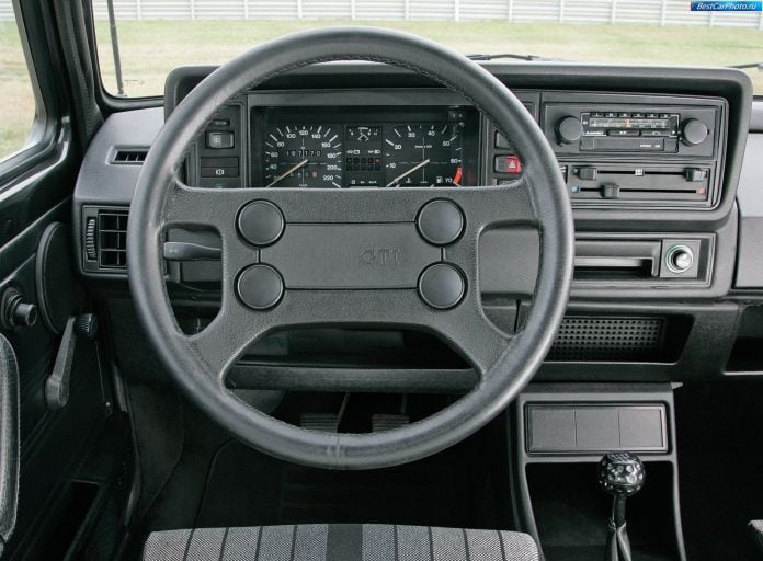 1983 Volkswagen Golf GTI Pirelli - фотография 5 из 5