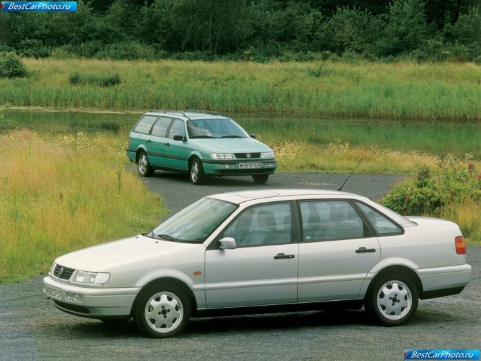 1993 Volkswagen Passat Variant - фотография 1 из 1