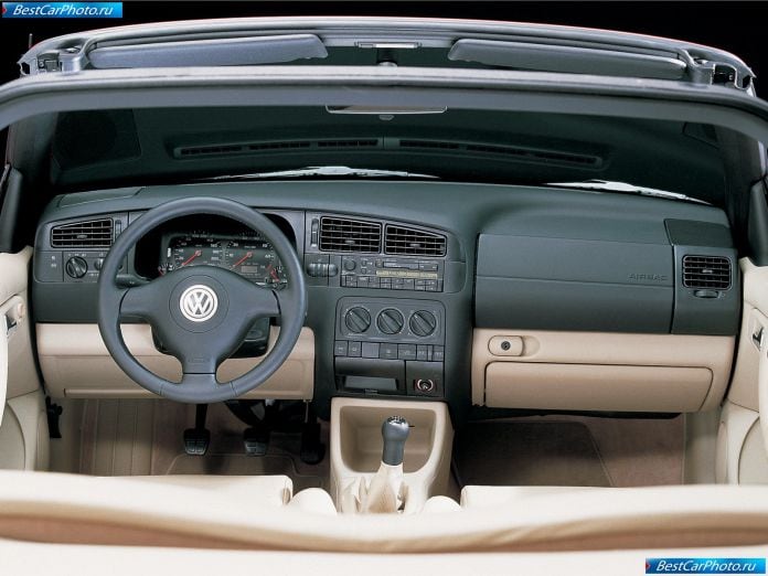 1998 Volkswagen Golf Cabriolet - фотография 25 из 30