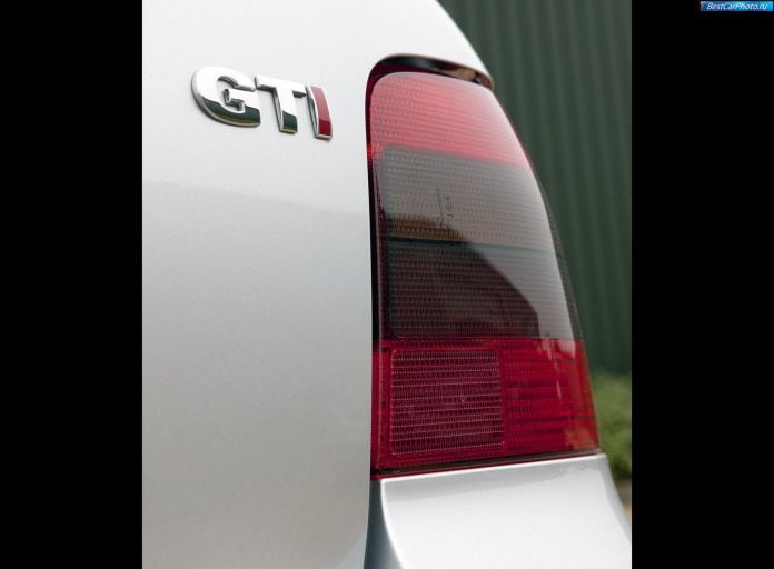1998 Volkswagen Golf IV GTI - фотография 28 из 29 1998 Volkswagen Golf IV GTI - фотография 28 из 29