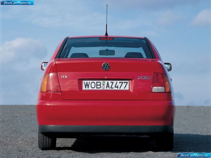 1999 Volkswagen Polo Classic - фотография 8 из 10