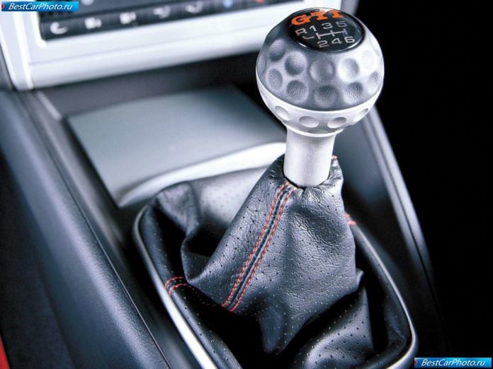 2001 Volkswagen Golf Gti 25th Anniversary - фотография 16 из 22