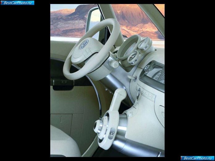 2001 Volkswagen Microbus Concept - фотография 9 из 11 2001 Volkswagen Microbus Concept - фотография 9 из 11