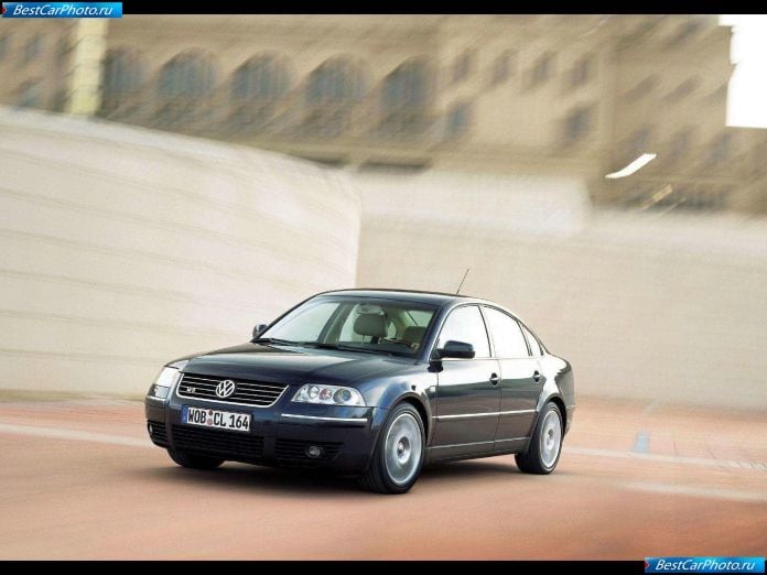 2001 Volkswagen Passat W8 - фотография 5 из 53