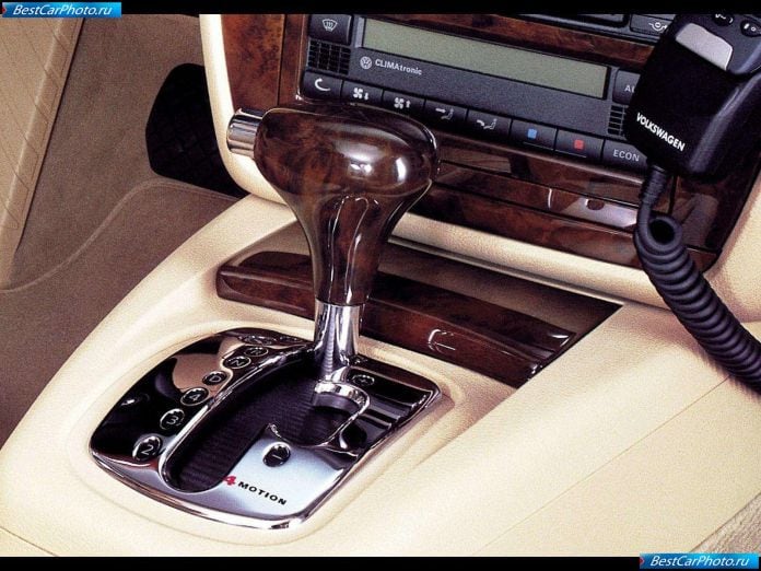 2001 Volkswagen Passat W8 - фотография 27 из 53 2001 Volkswagen Passat W8 - фотография 27 из 53