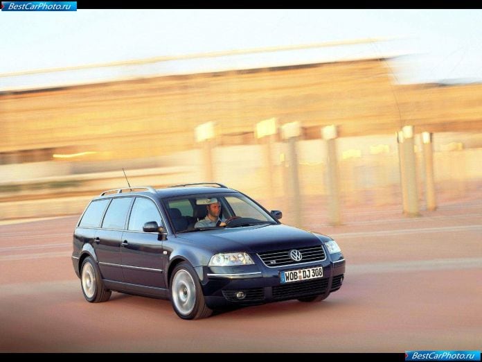 2001 Volkswagen Passat W8 Variant - фотография 1 из 13