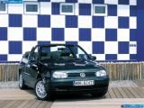 volkswagen_2002-golf_cabriolet_last_edition_1600x1200_002.jpg