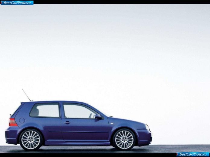 2002 Volkswagen Golf R32 - фотография 13 из 34