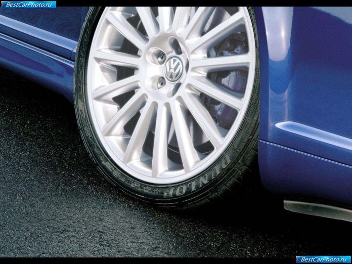 2002 Volkswagen Golf R32 - фотография 34 из 34 2002 Volkswagen Golf R32 - фотография 34 из 34