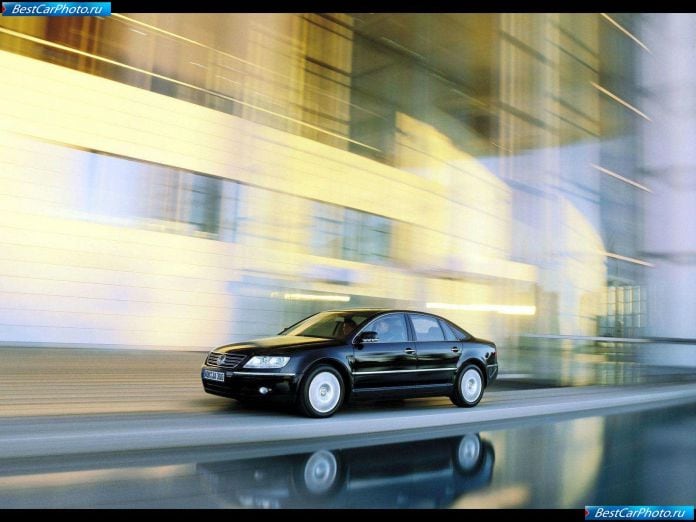 2002 Volkswagen Phaeton - фотография 7 из 107