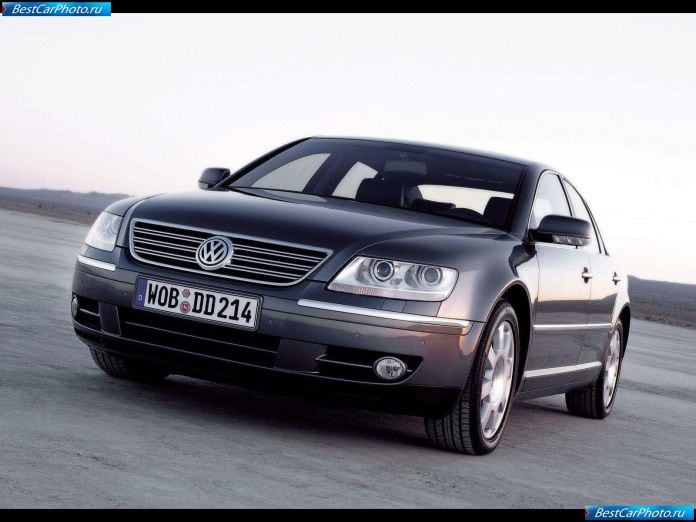 2002 Volkswagen Phaeton - фотография 18 из 107