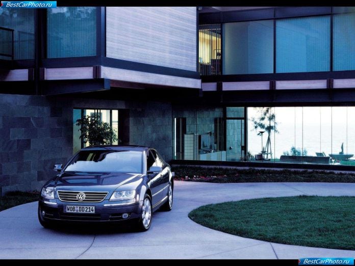 2002 Volkswagen Phaeton - фотография 20 из 107