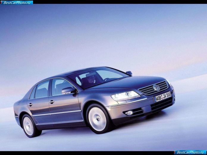 2002 Volkswagen Phaeton - фотография 41 из 107