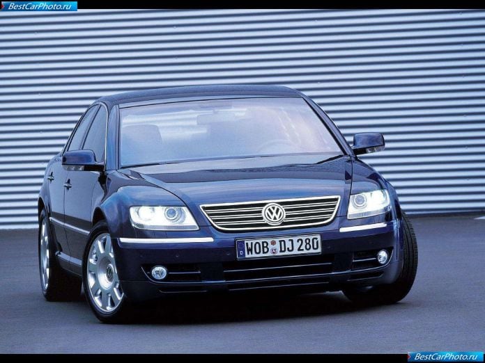 2002 Volkswagen Phaeton - фотография 42 из 107