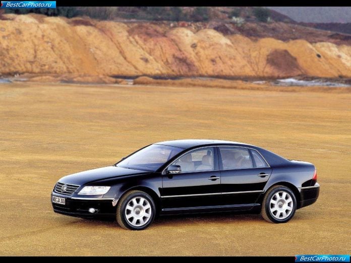 2002 Volkswagen Phaeton - фотография 44 из 107