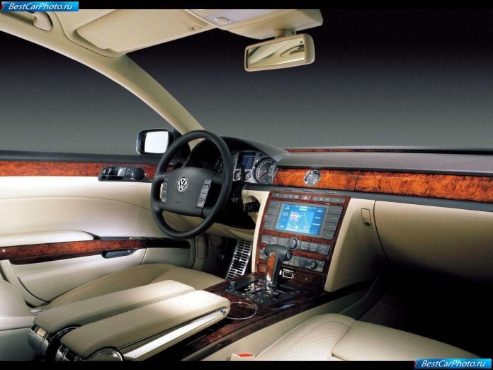 2002 Volkswagen Phaeton - фотография 72 из 107