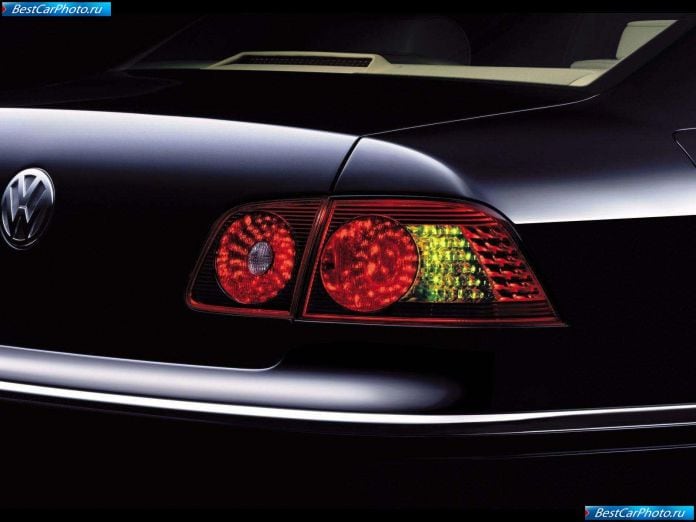 2002 Volkswagen Phaeton - фотография 97 из 107