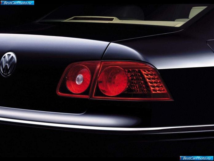 2002 Volkswagen Phaeton - фотография 98 из 107