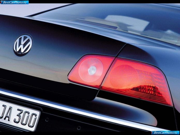 2002 Volkswagen Phaeton - фотография 99 из 107