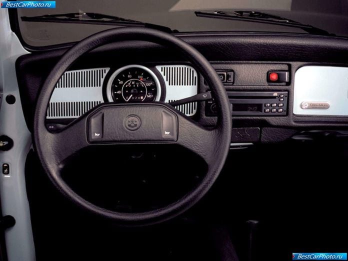 2003 Volkswagen Beetle Last Edition - фотография 11 из 13 2003 Volkswagen Beetle Last Edition - фотография 11 из 13