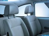 volkswagen_2003-beetle_last_edition_1600x1200_012.jpg