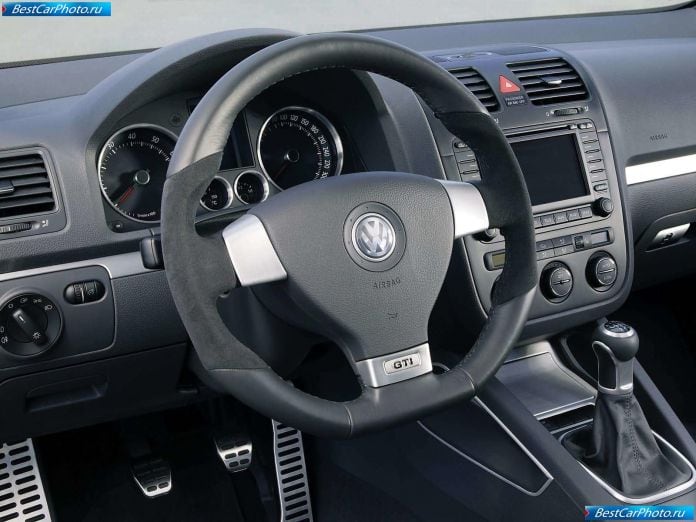 2003 Volkswagen Golf Gti Concept - фотография 10 из 20