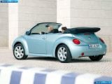 volkswagen_2003-new_beetle_cabriolet_1600x1200_040.jpg