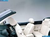 volkswagen_2003-new_beetle_cabriolet_1600x1200_082.jpg