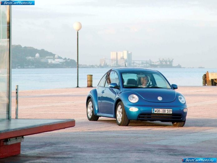 2003 Volkswagen New Beetle Sport Edition - фотография 2 из 17