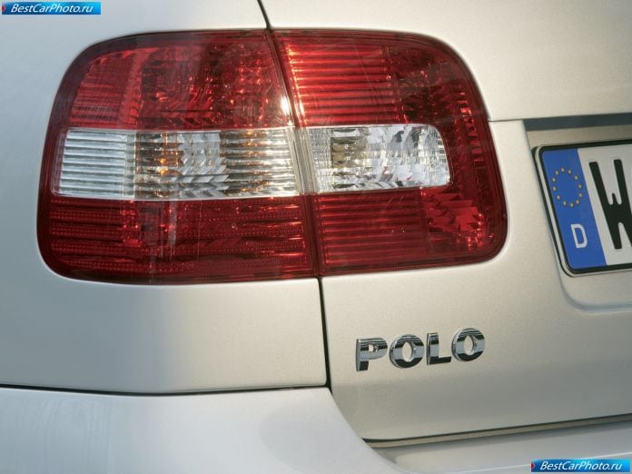 2003 Volkswagen Polo Sedan - фотография 10 из 12 2003 Volkswagen Polo Sedan - фотография 10 из 12