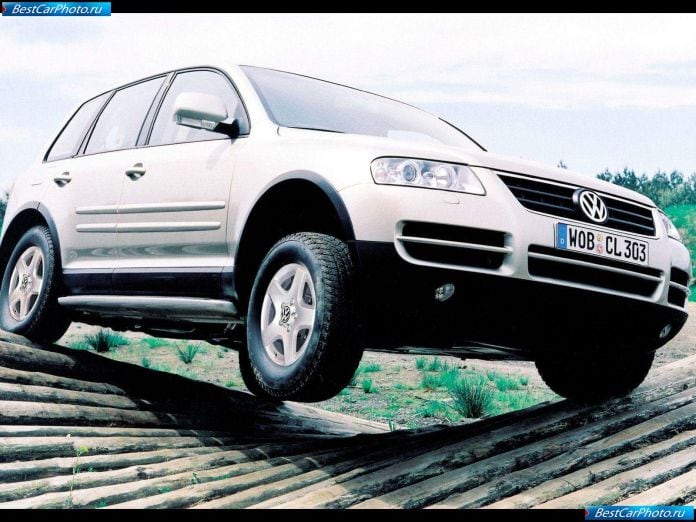 2003 Volkswagen Touareg - фотография 12 из 117