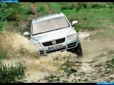 volkswagen_2003-touareg_1600x1200_020.jpg