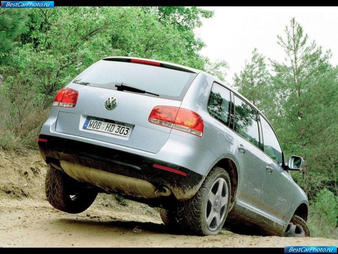 2003 Volkswagen Touareg - фотография 30 из 117
