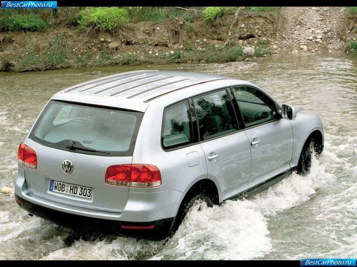 2003 Volkswagen Touareg - фотография 36 из 117