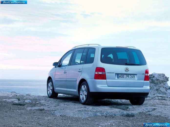 2003 Volkswagen Touran - фотография 24 из 29