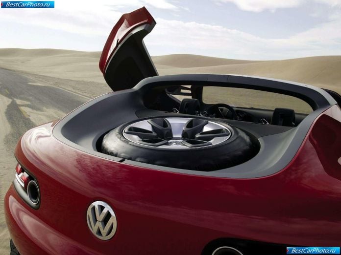 2004 Volkswagen Concept T - фотография 17 из 19