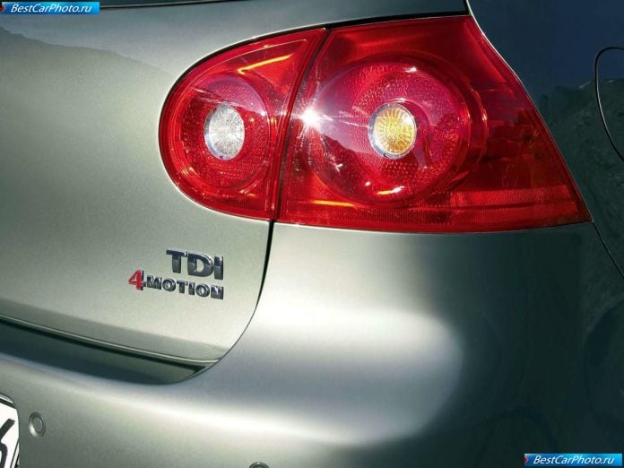 2004 Volkswagen Golf 4motion - фотография 43 из 49