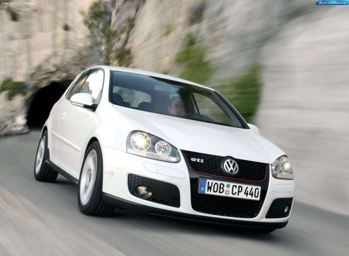 2004 Volkswagen Golf GTI - фотография 13 из 93