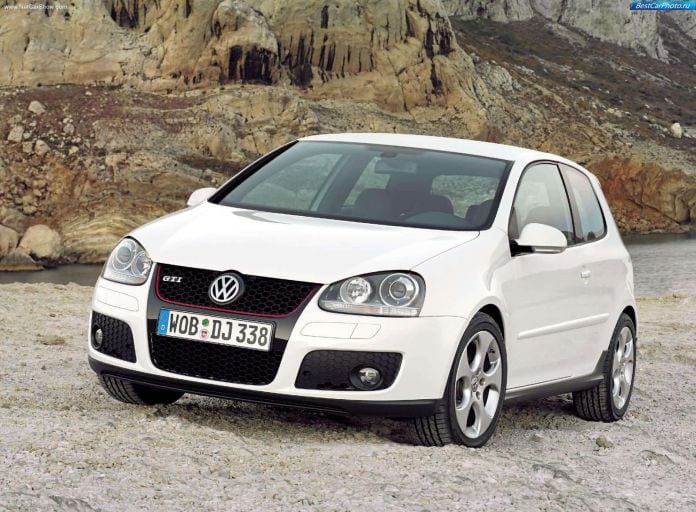 2004 Volkswagen Golf GTI - фотография 14 из 93