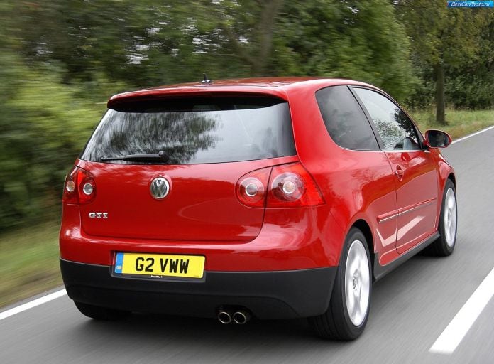 2004 Volkswagen Golf GTI - фотография 43 из 93